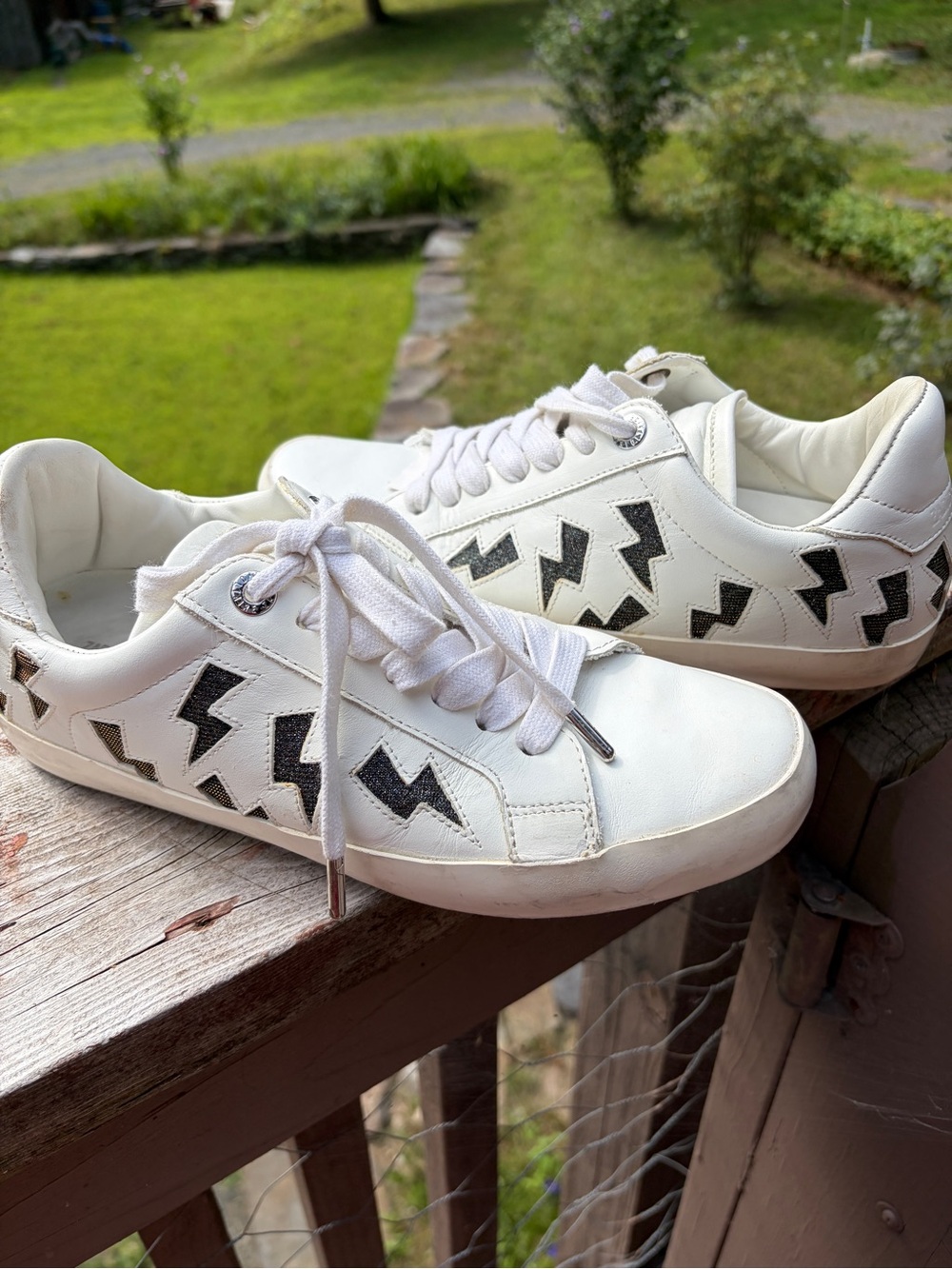 Zadig & Voltaire White Sneakers with Black Lightning Accents - Picture 2 of 7